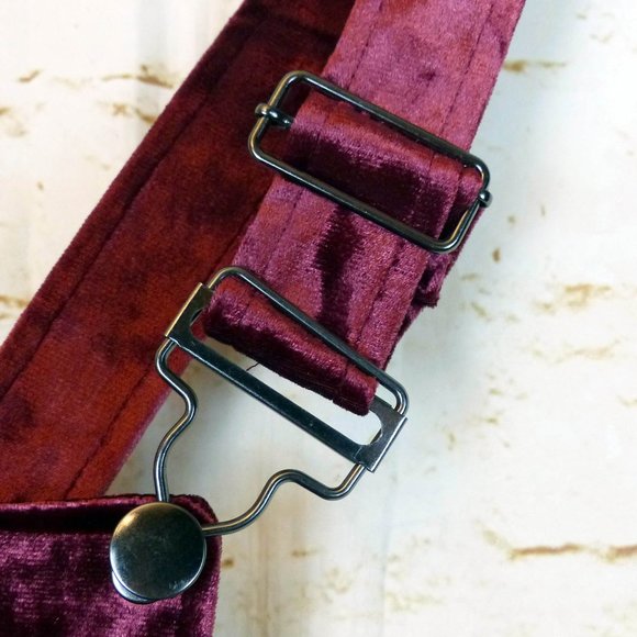 Hot Topic Crushed Velvet Jumper Overall Dress Women S Burgundy Skirtall Pinafore - Picture 5 of 14